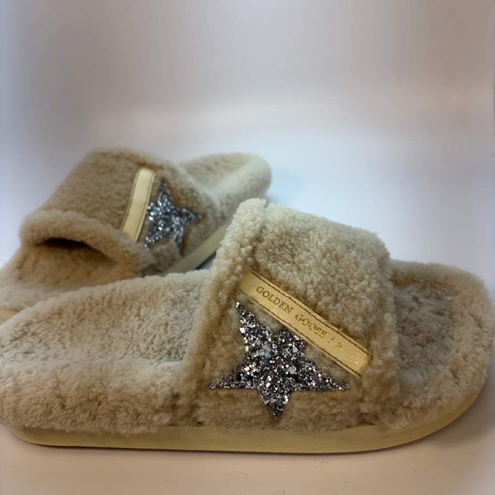 Golden Goose Cream Fuzzy Slides with Glitter Star - Picture 9 of 9